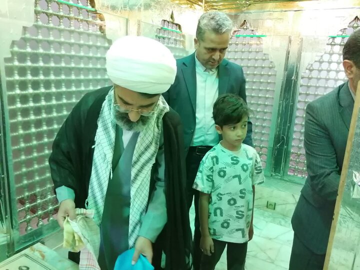 آیین غبارروبی امامزاده نایین