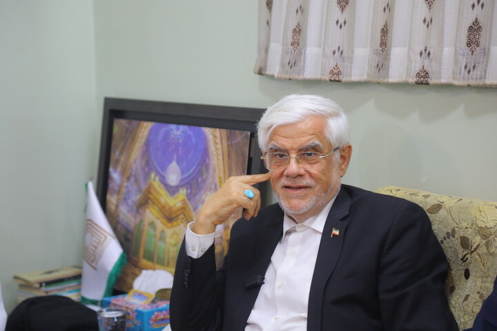 تصاویر /دیدار معاون اول رییس جمهور با نماینده آیت الله العظمی سیستانی در ایران