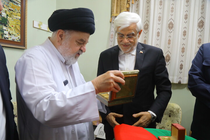 تصاویر /دیدار معاون اول رییس جمهور با نماینده آیت الله العظمی سیستانی در ایران