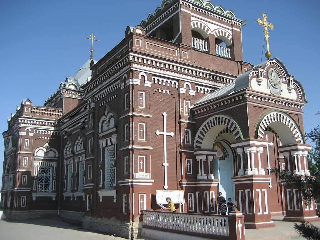 ईसाई पादरी ने मुसलमानों के साथ 30 साल के जीवन का अनुभव साझा किया