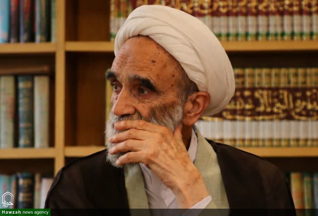 علم در حوزه‌های علمیه باید به عمل و نشر دانش منتهی شود