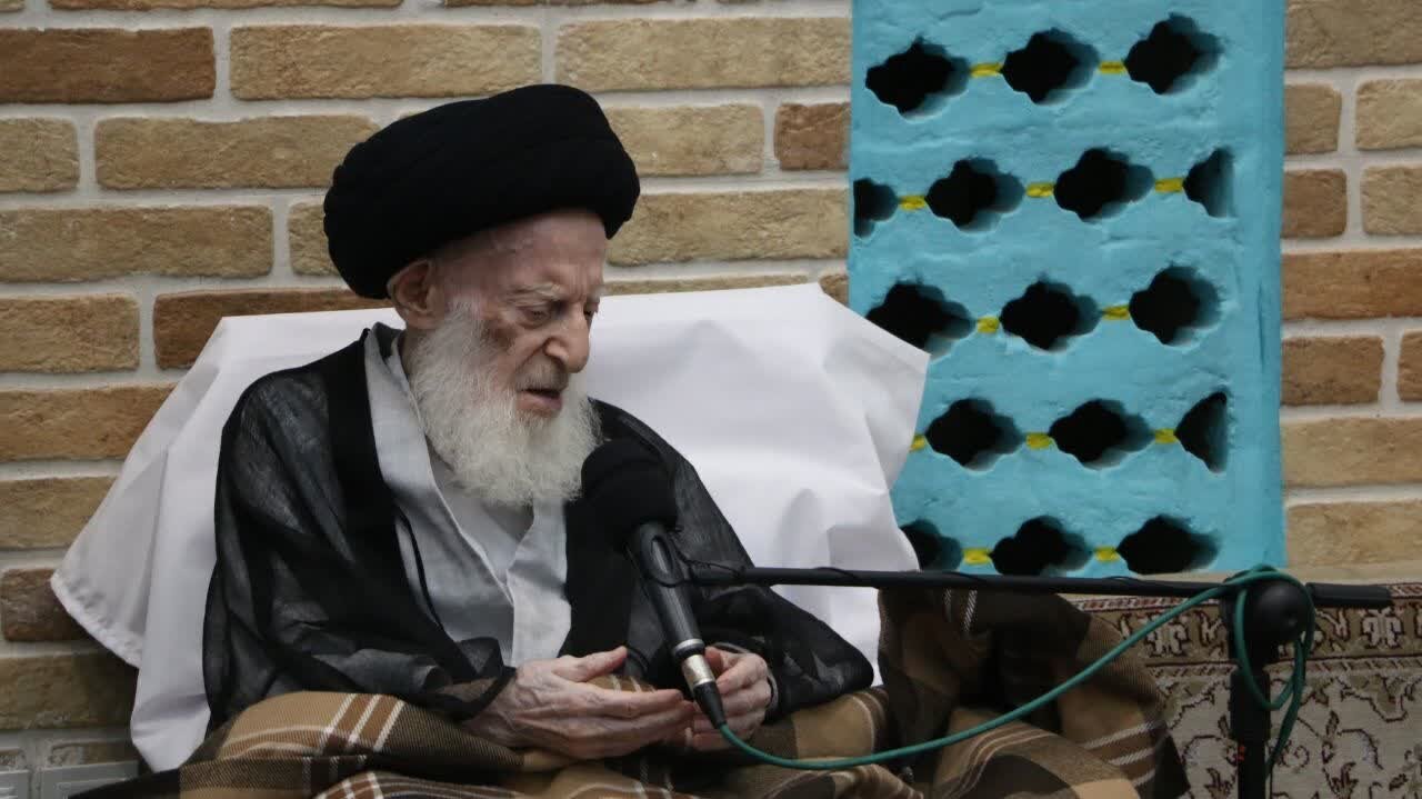 النائب الأول لرئيس الجمهور يلتقي بآية الله العظمى الشبيري الزنجاني