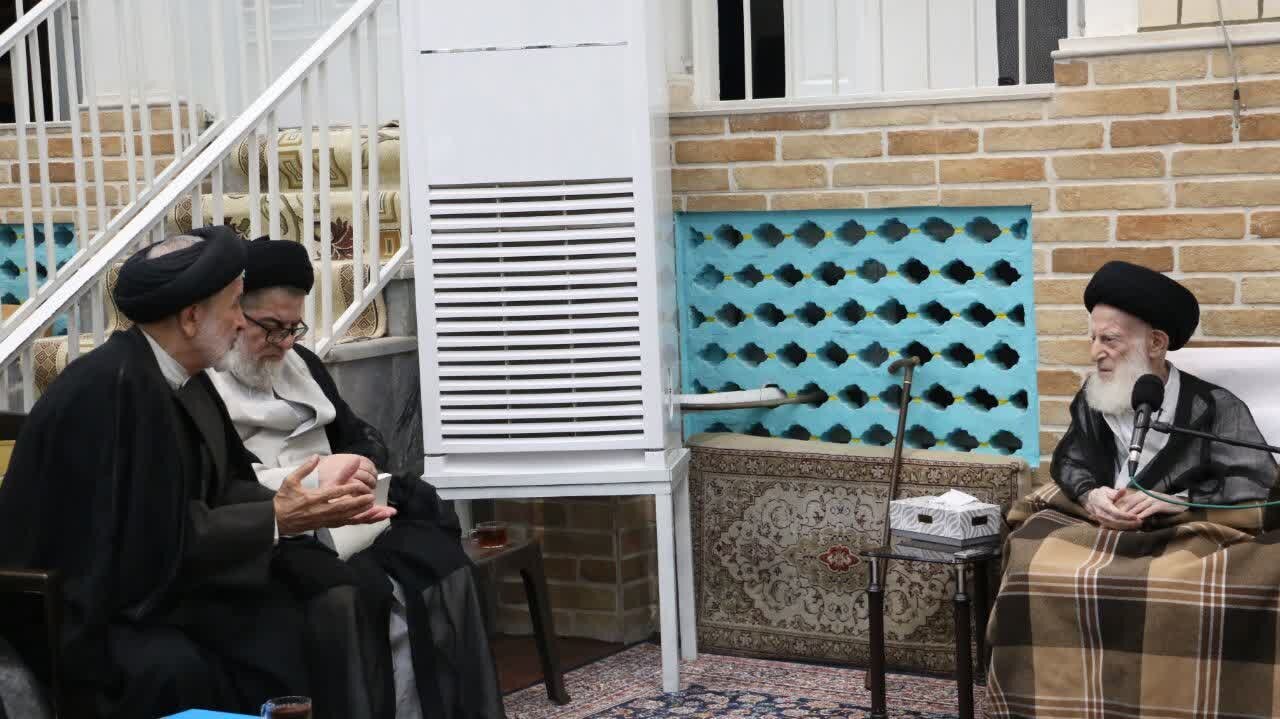 النائب الأول لرئيس الجمهور يلتقي بآية الله العظمى الشبيري الزنجاني
