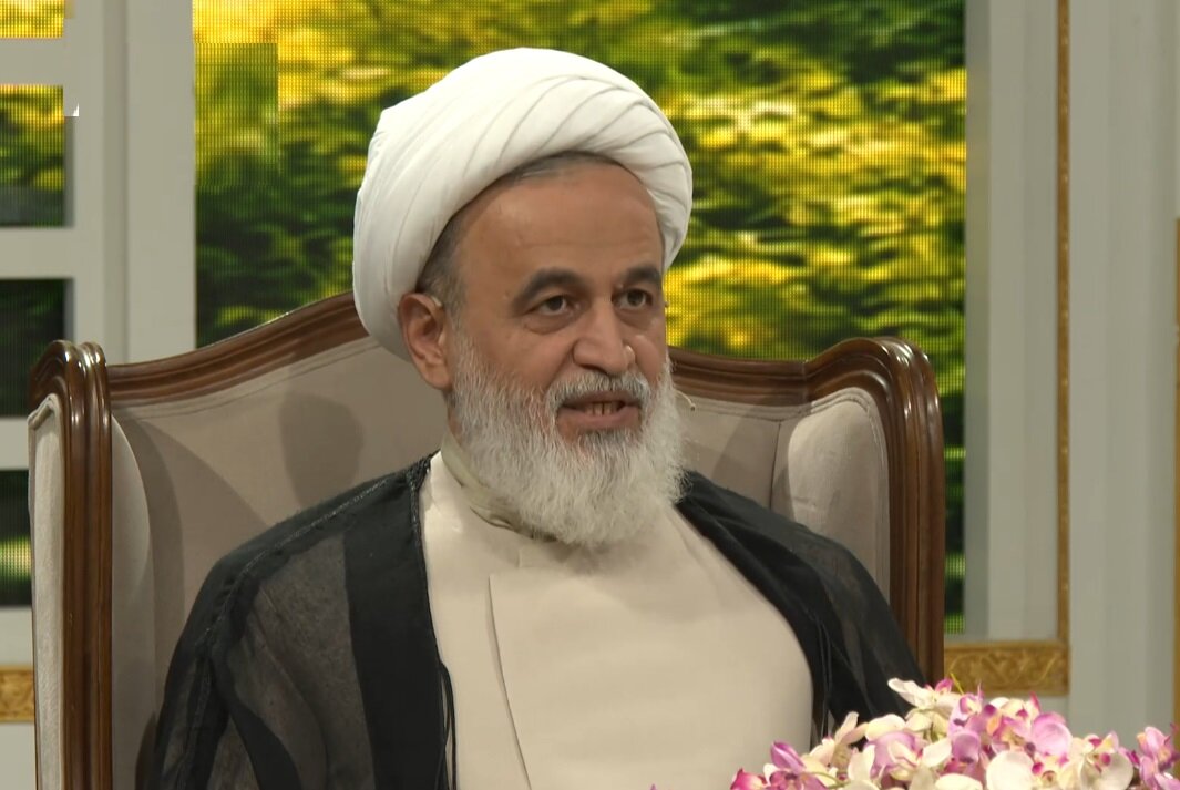 دشمن‌شناسی باید به یکی از پایه‌های آموزش دینی تبدیل شود