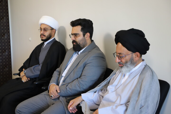 دیدار اساتید دوره تربیت مدرس وصیت نامه نویسی با مدیر حوزه علمیه استان