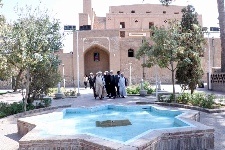تصاویر| بازید مدیر حوزه علمیه خراسان از حوزه علمیه عالم آل محمد علیه السلام قاین