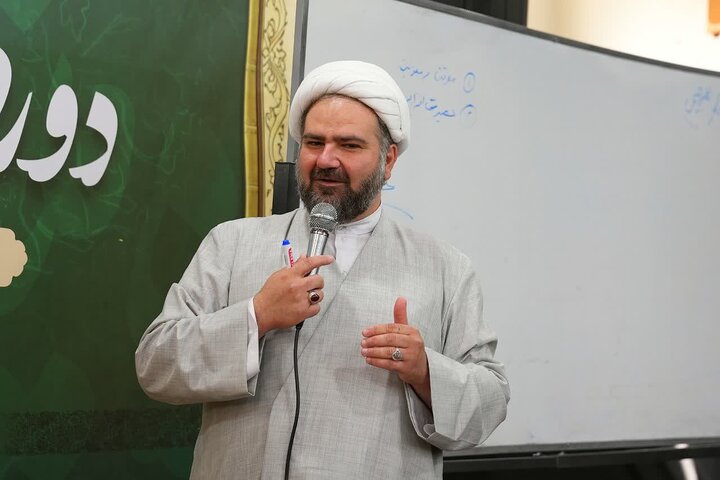تصاویر/ سومین دوره  میثاق طلبگی
