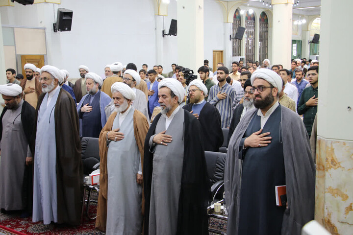 تصاویر| آیین آغاز سال تحصیلی ۱۴۰۶-۱۴۰۵ حوزه علمیه اصفهان