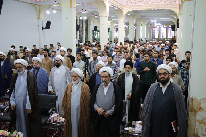 تصاویر| آیین آغاز سال تحصیلی ۱۴۰۶-۱۴۰۵ حوزه علمیه اصفهان