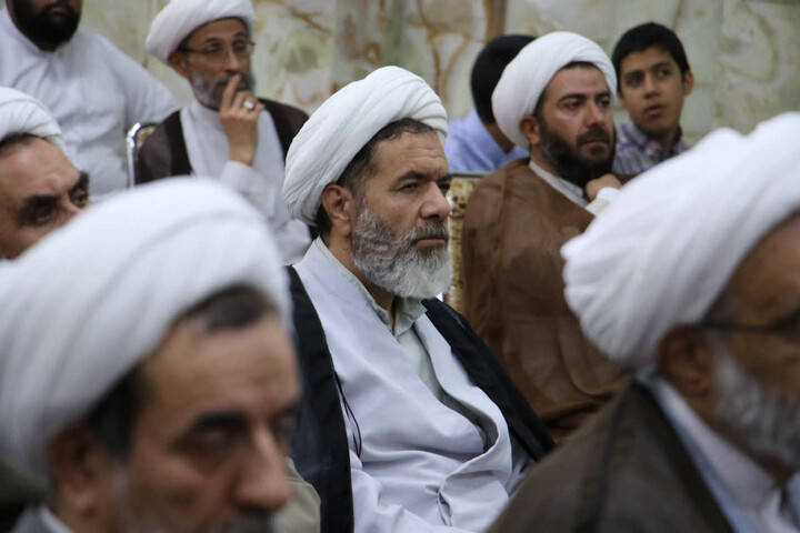 تصاویر|تجلیل از برگزیدگان المپیاد علمی در آیین افتتاحیه سال تحصیلی حوزه علمیه اصفهان