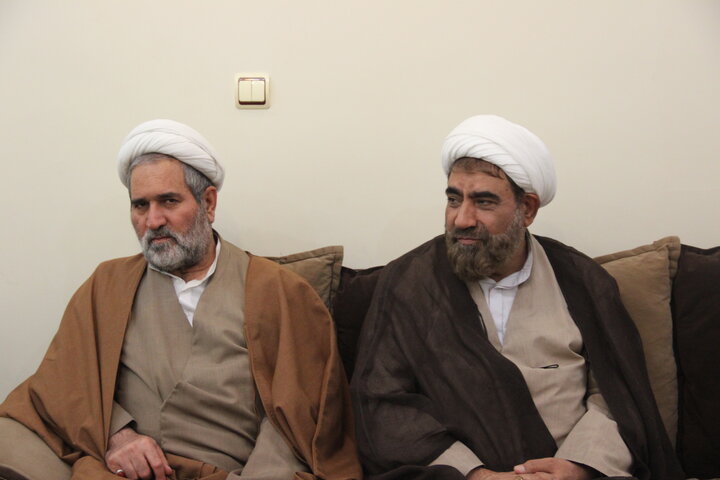 تصاویر / دیدار معاونت امور طلاب حوزه های علمیه کشور با خانواده شهدای جنگ تحمیلی اخیر