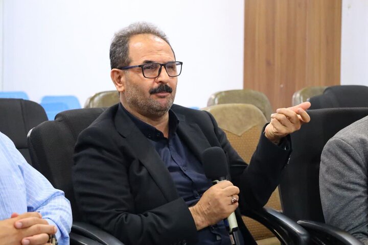 تصاویر/ دیدار اعضای انجمن اسلامی بازار و روسای اتحادیه های صنفی ساری با نماینده ولی فقیه در مازندران