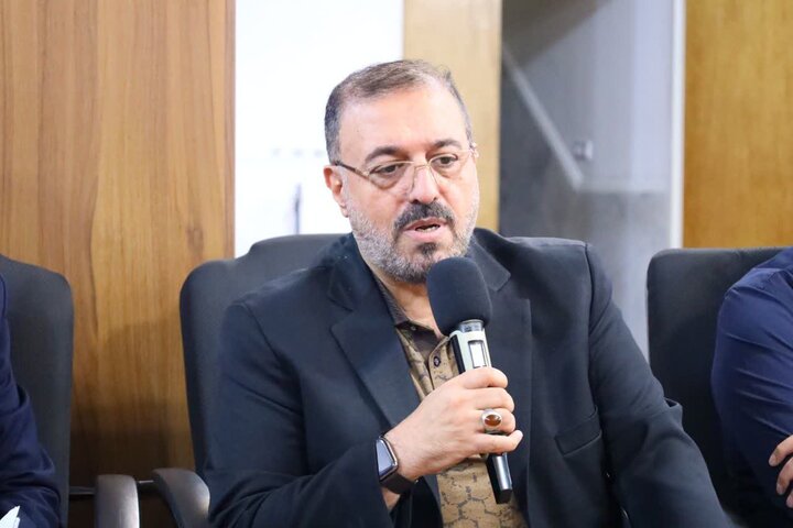 تصاویر/ دیدار اعضای انجمن اسلامی بازار و روسای اتحادیه های صنفی ساری با نماینده ولی فقیه در مازندران