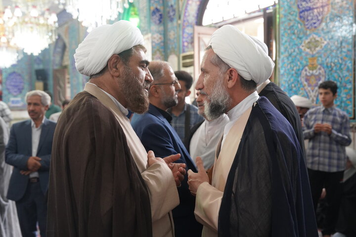 تصاویر / تجلیل از طلاب واساتید حوزه علمیه استان قزوین در جشنواره علامه حلی توسط معاون امور طلاب حوزه های علمیه کشور