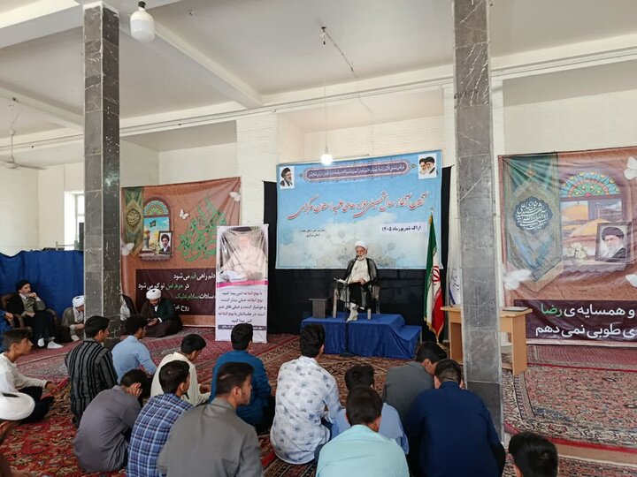 تصاویر/آیین آغاز سال تحصیلی حوزه علمیه برادران استان مرکزی