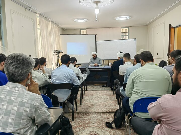 تصاویر / افتتاحیه سال تحصیلی ۱۴۰۵_۱۴۰۶ دوره دوم مرکز تخصصی نخبگانی طلبه‌تراز قرآنی