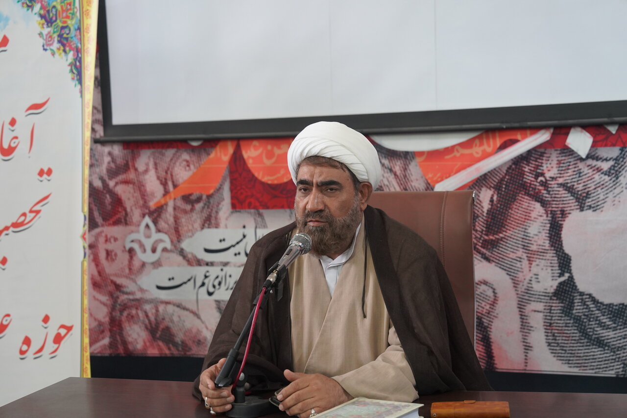 دشمن نمی خواهد ایران قوی باشد