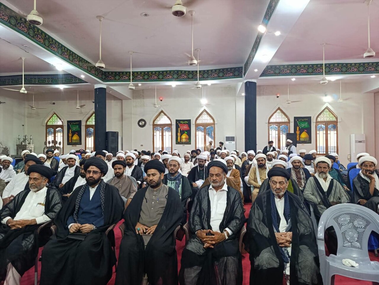 بین الاقوامی ادارہ الباقر کے تحت گجرات پنجاب میں مبلغین و آئمہ جمعہ و جماعت کے لیے علمی و تبلیغی ورکشاپ کا انعقاد