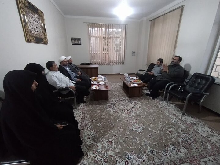 تصاویر/ بازدید مسئولین ارشد حوزه‌های علمیه خواهران کشور از مدرسه علمیه نجمه خاتون (س) شهرستان تکاب