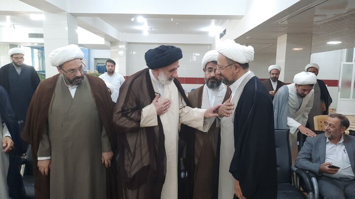 تصاویر| نخستین دفاع پایان‌نامه سطح سه مشاوره اسلامی در چهارمحال‌وبختیاری
