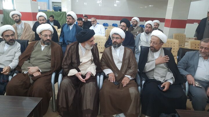 تصاویر| نخستین دفاع پایان‌نامه سطح سه مشاوره اسلامی در چهارمحال‌وبختیاری