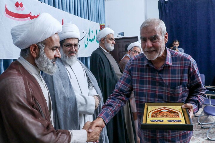 تصاویر| نشست اساتید حوزه علمیه قاین با مدیر حوزه علمیه خراسان