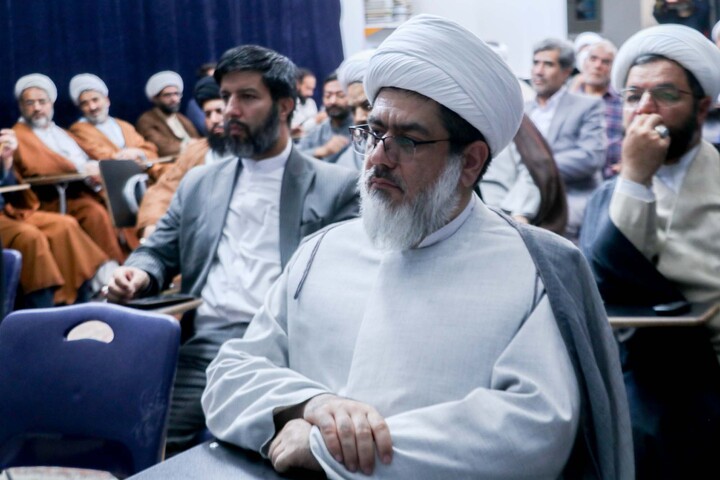 تصاویر| نشست اساتید حوزه علمیه قاین با مدیر حوزه علمیه خراسان