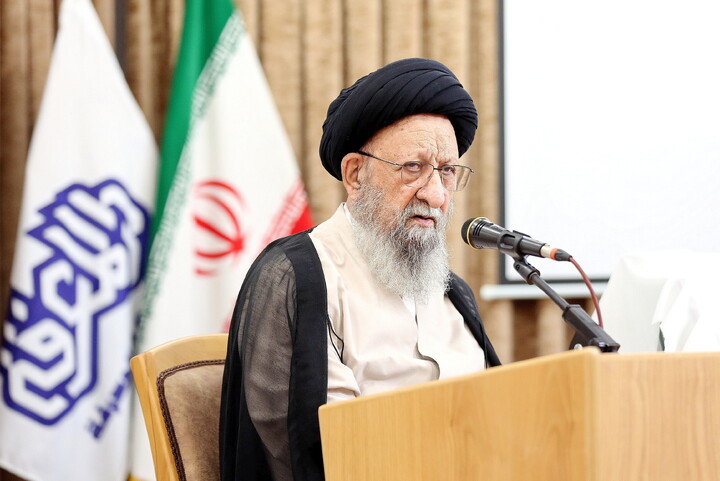 تصاویر/ آیین معرفی و رونمایی از هفت اثر از آثار دانشمندان و عالمان استرآباد