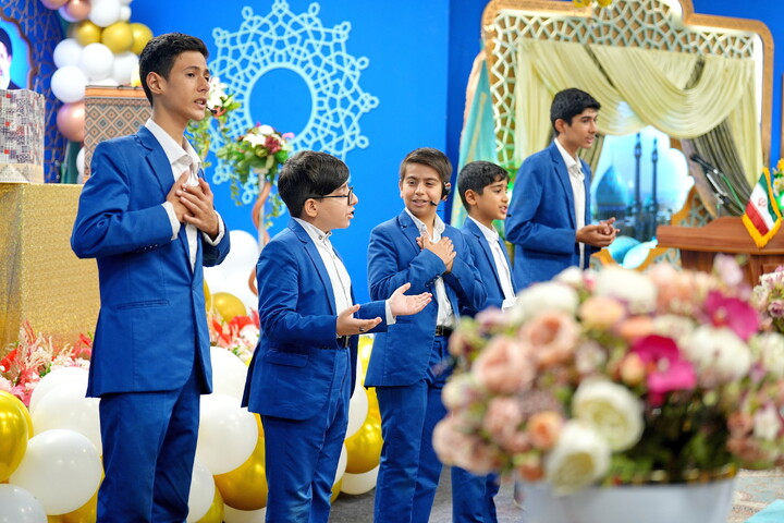 تصاویر/ مراسم جشن تولد جمعی از فرزندان شهدای جنگ اخیر