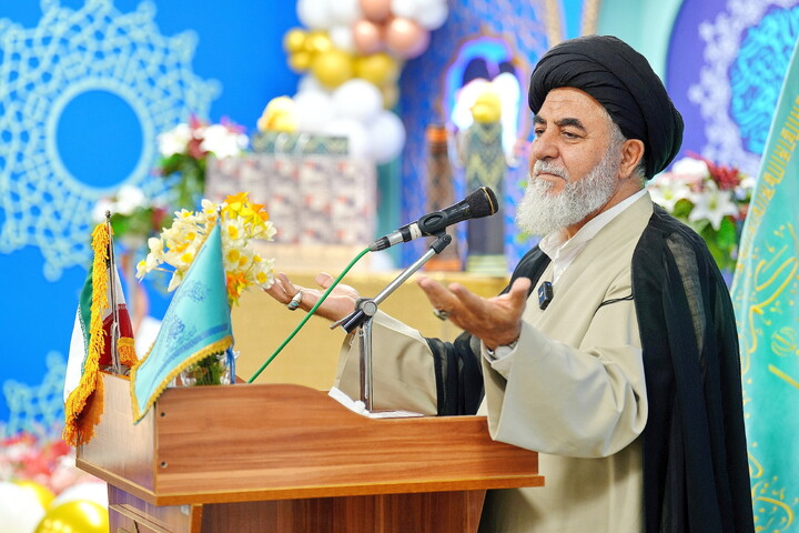 تصاویر/ مراسم جشن تولد جمعی از فرزندان شهدای جنگ اخیر