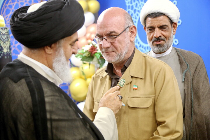 تصاویر/ مراسم جشن تولد جمعی از فرزندان شهدای جنگ اخیر