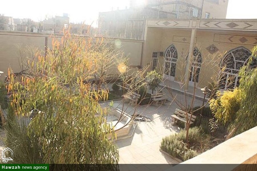 فعالیت مدرسه امام خمینی(ره) از آموزش هوش مصنوعی تا خدمات جهادی در بحران‌ها