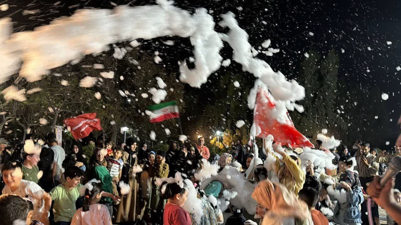 جشن خانوادگی اعضای خانه مطبوعات استان قم
