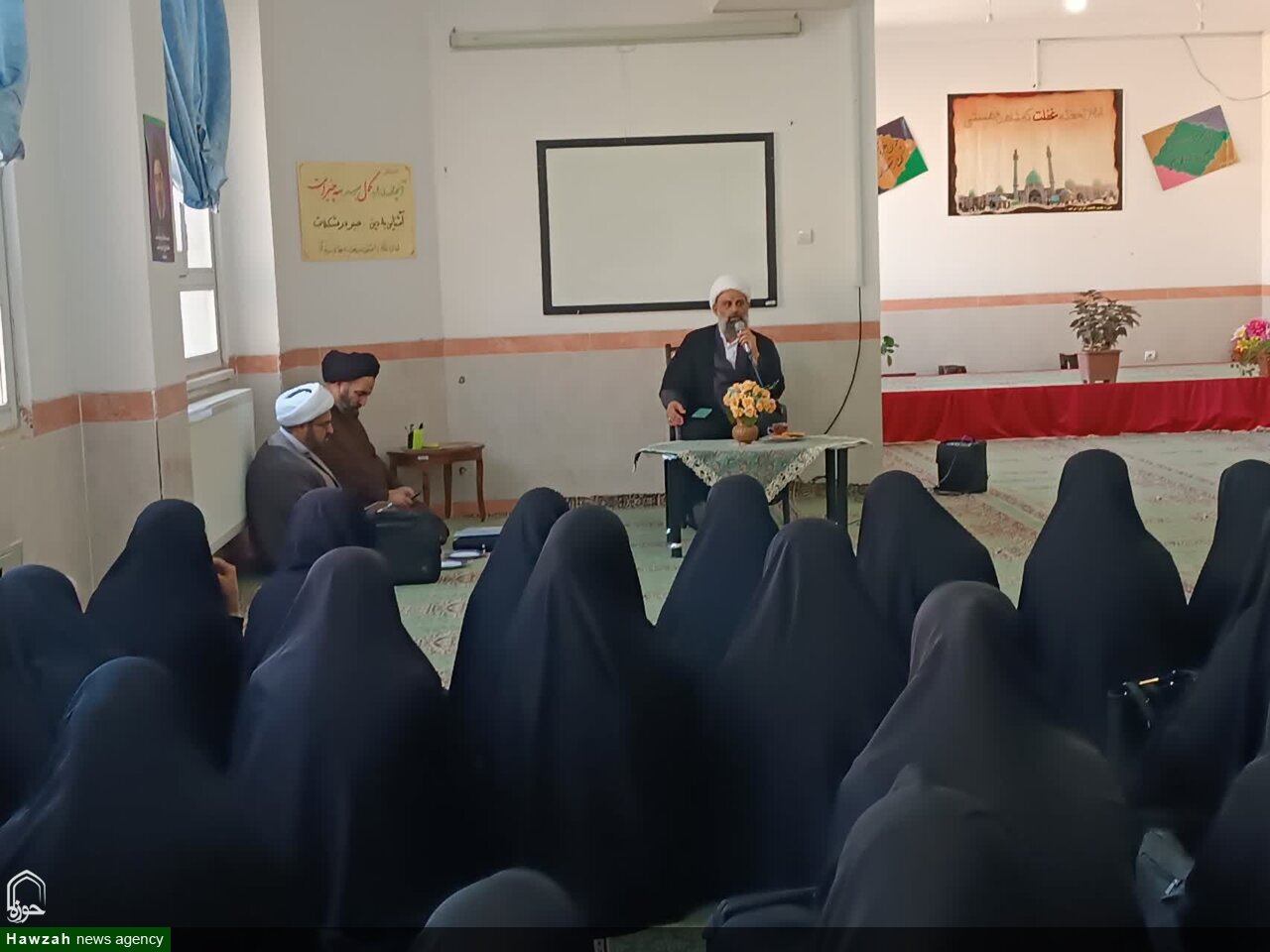 علم‌آموزی بدون خودسازی؛ حجابِ میان طلبه و حضرت حق