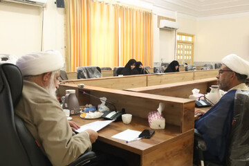 نشست مشترک حوزه علمیه خواهران و مرکز اسلامی هرمزگان با محوریت وحدت و مقاومت برگزار شد