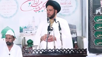 بصیرت و وحدت رمز ایستادگی در برابر ظلم است
