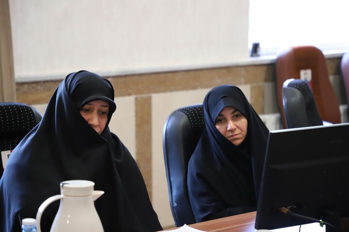 تصاوبر / دیدار مدیر حوزه‌های علمیه خواهران کشور با کادر مدیریت استان آذربایجان شرقی