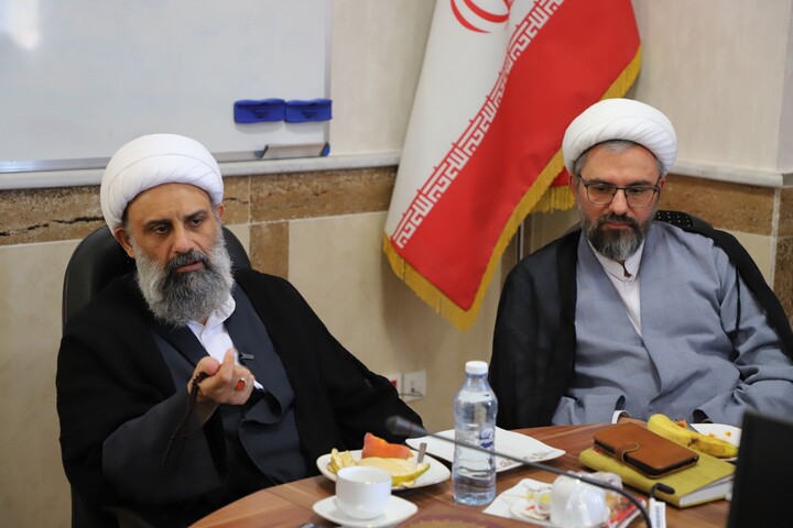 تصاوبر / دیدار مدیر حوزه‌های علمیه خواهران کشور با کادر مدیریت استان آذربایجان شرقی