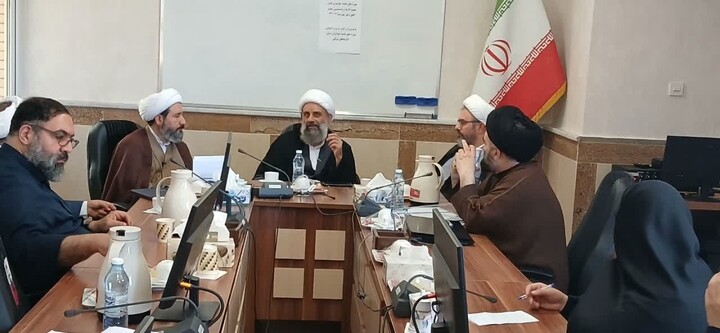 تصاوبر / دیدار مدیر حوزه‌های علمیه خواهران کشور با کادر مدیریت استان آذربایجان شرقی
