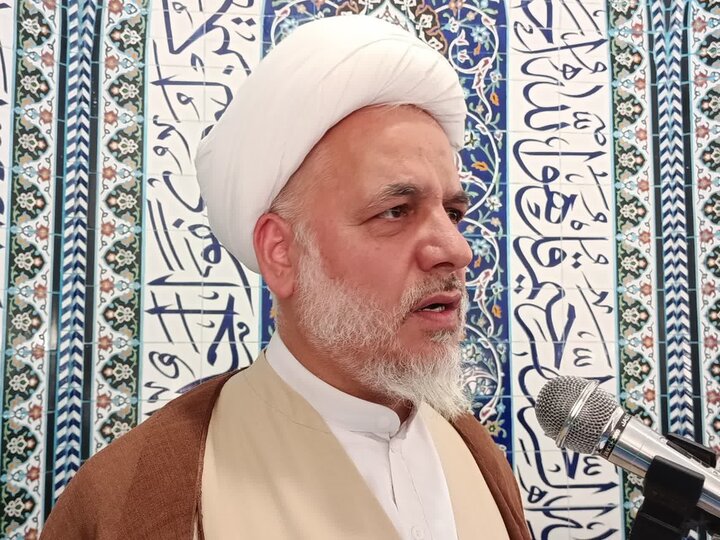 تصاویر/اقامه نماز عبادی سیاسی جمعه در ساوه
