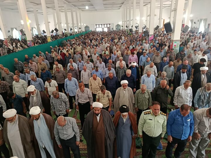 تصاویر/اقامه نماز عبادی سیاسی جمعه در ساوه