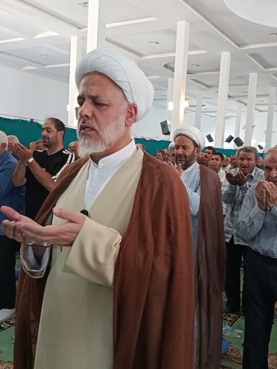 تصاویر/اقامه نماز عبادی سیاسی جمعه در ساوه