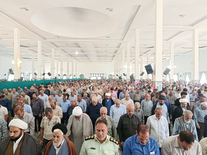 تصاویر/اقامه نماز عبادی سیاسی جمعه در ساوه