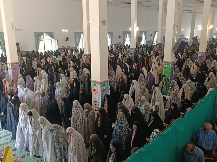 تصاویر/اقامه نماز عبادی سیاسی جمعه در ساوه