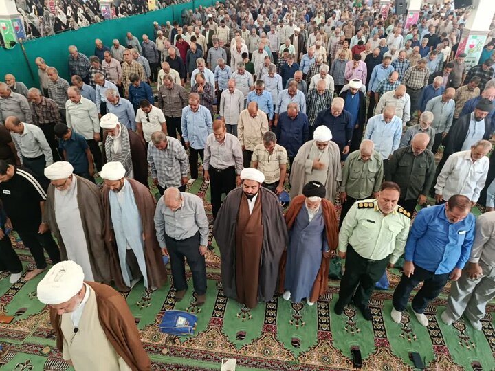 تصاویر/اقامه نماز عبادی سیاسی جمعه در ساوه