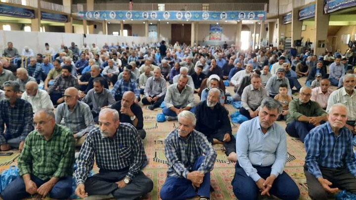 تصاویر/اقامه نماز عبادی سیاسی جمعه در خمین