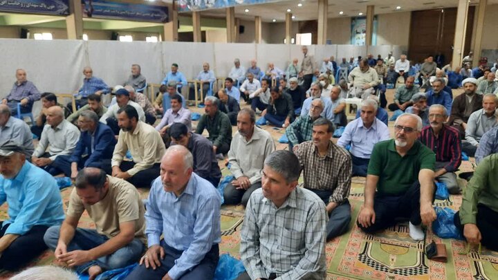 تصاویر/اقامه نماز عبادی سیاسی جمعه در خمین