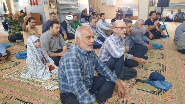 تصاویر/اقامه نماز عبادی سیاسی جمعه در خمین