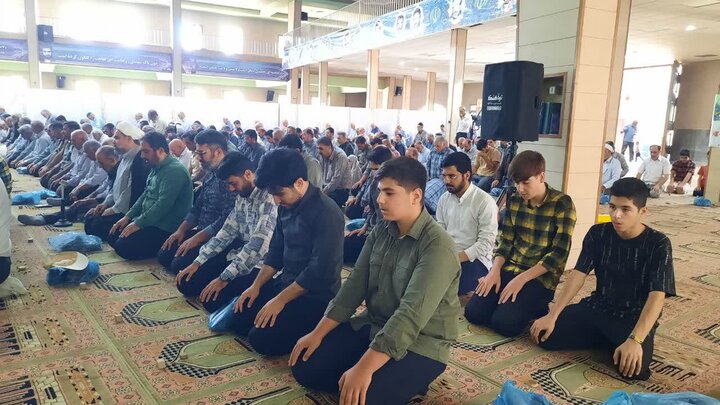تصاویر/اقامه نماز عبادی سیاسی جمعه در خمین