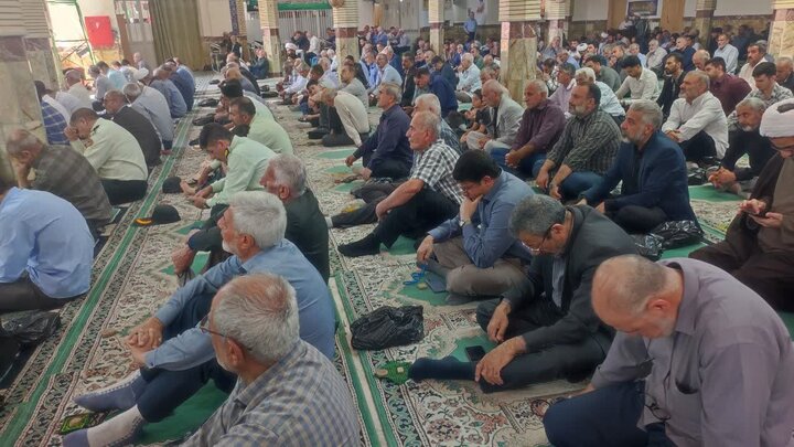 تصاویر/اقامه نماز جمعه الیگودرز